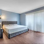 Condo Near Lax & Sofi